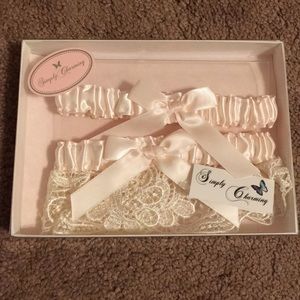 NWT Ivory and Blush Garter Set